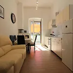 Apartment Old City